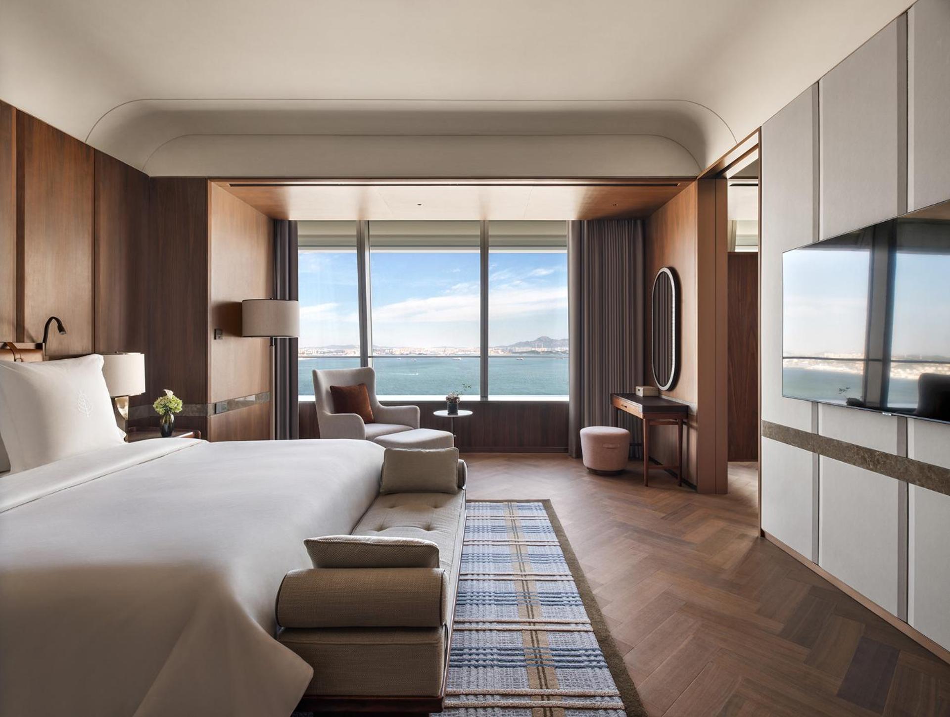 Four Seasons Hotel Dalian Exterior photo