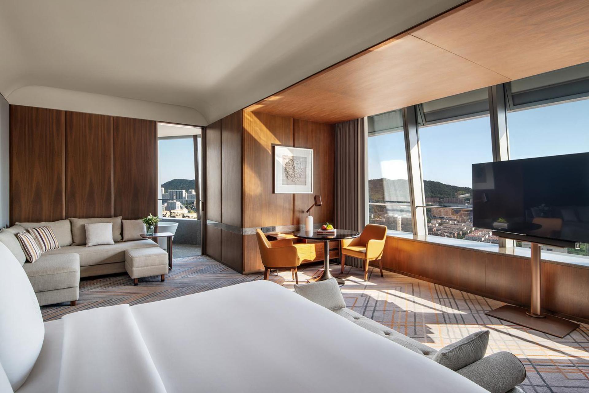 Four Seasons Hotel Dalian Exterior photo